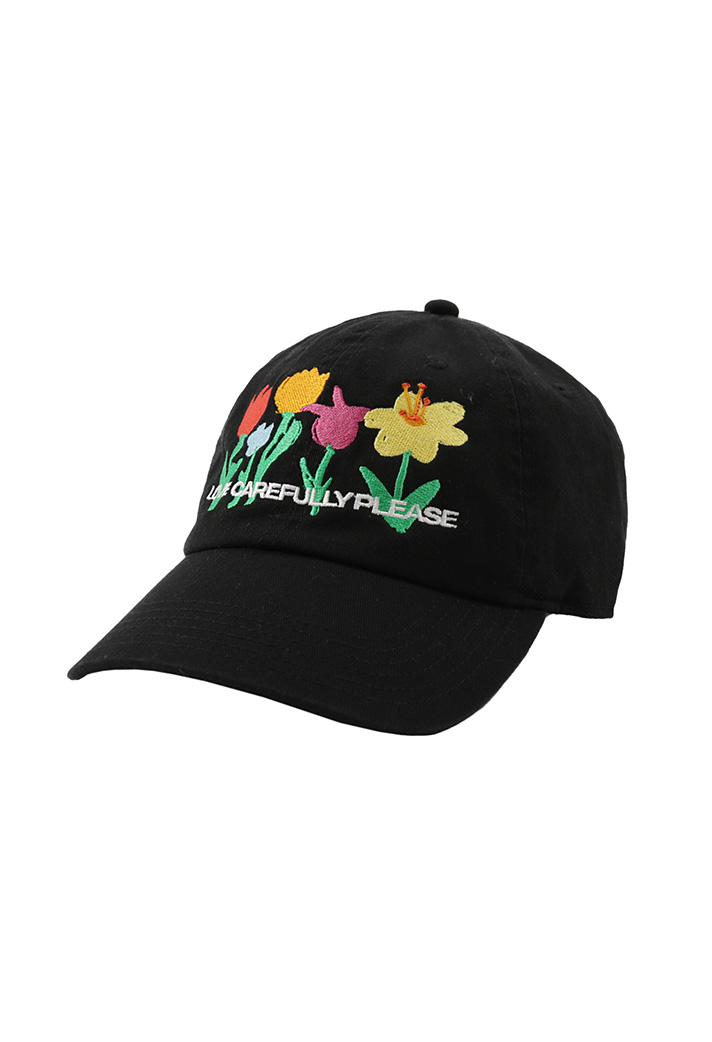 ART FLOWERS CAP